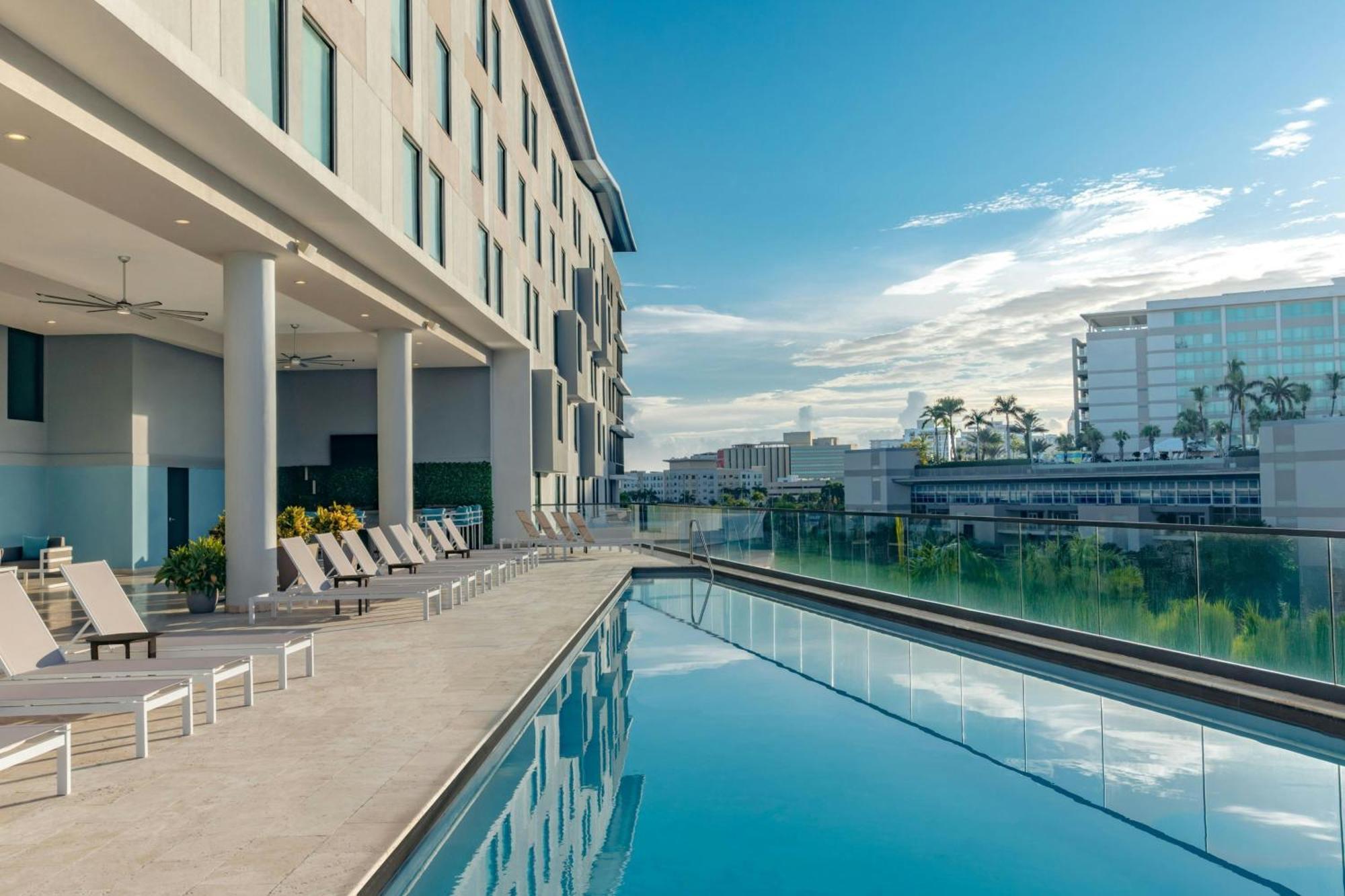 Aloft San Juan Hotel Exterior photo